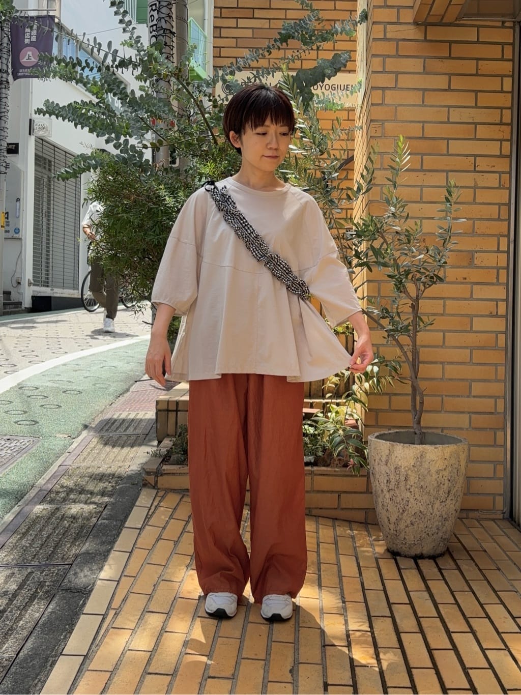 メリーyuniテーパードパンツ＆ふだん着のパリ住まい AMBIDEX Store コーディネート