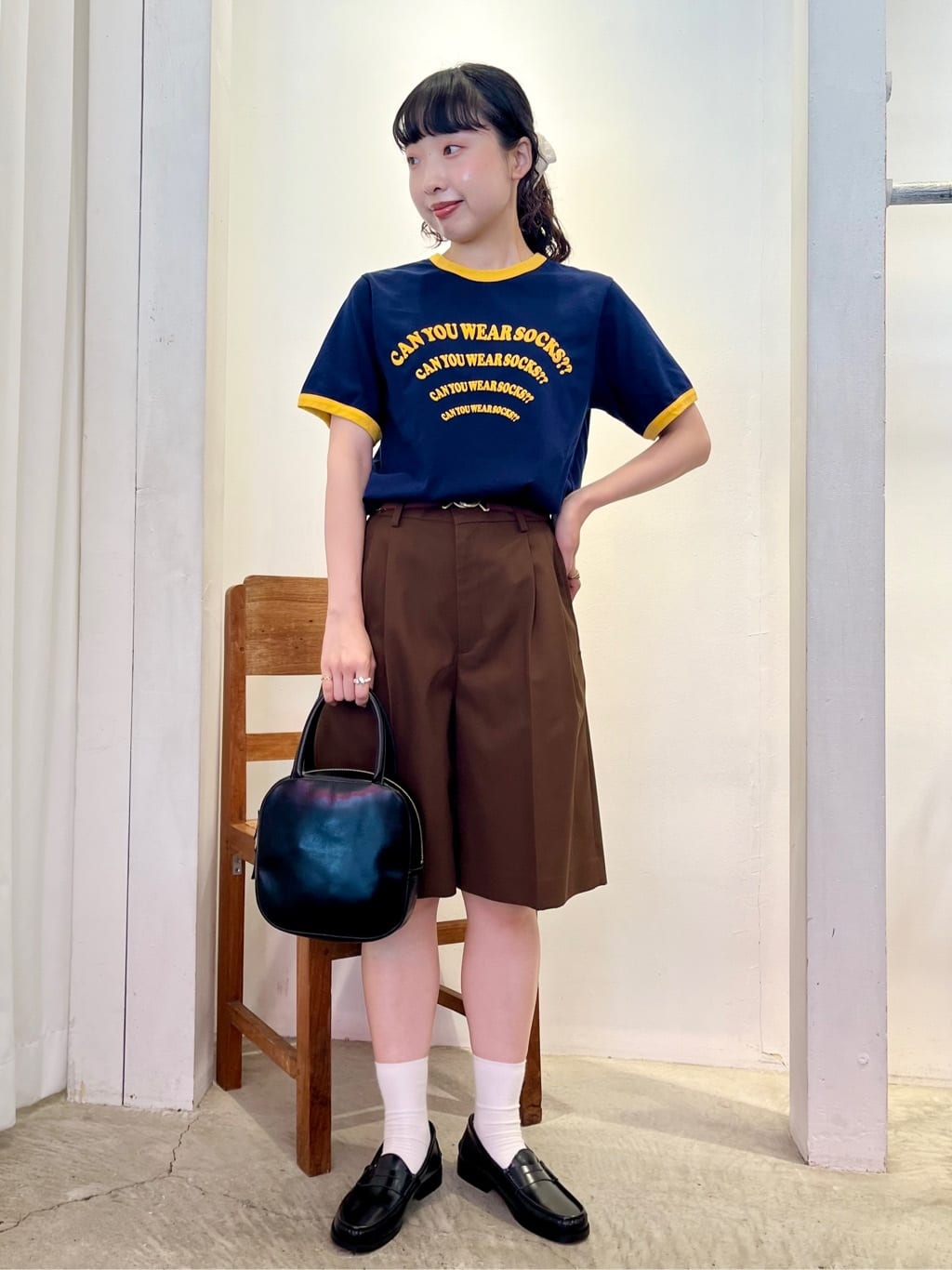 CHILD WOMAN hH 2025.06.20
