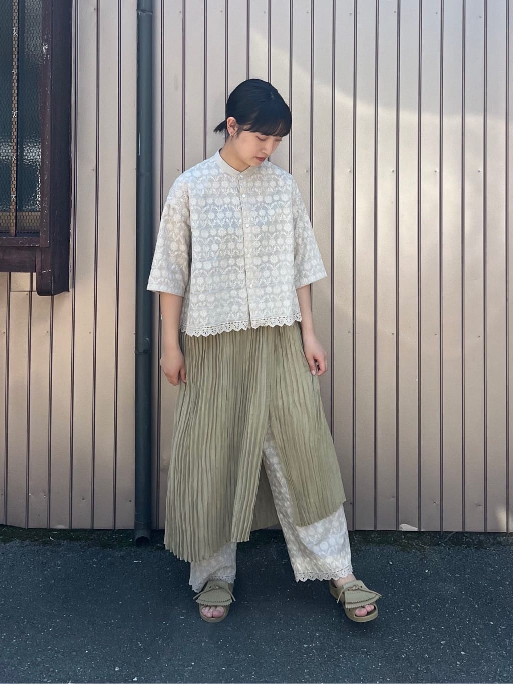 AMBIDEX Store ○コットン単色刺繍イージーパンツ(F コン×シロ