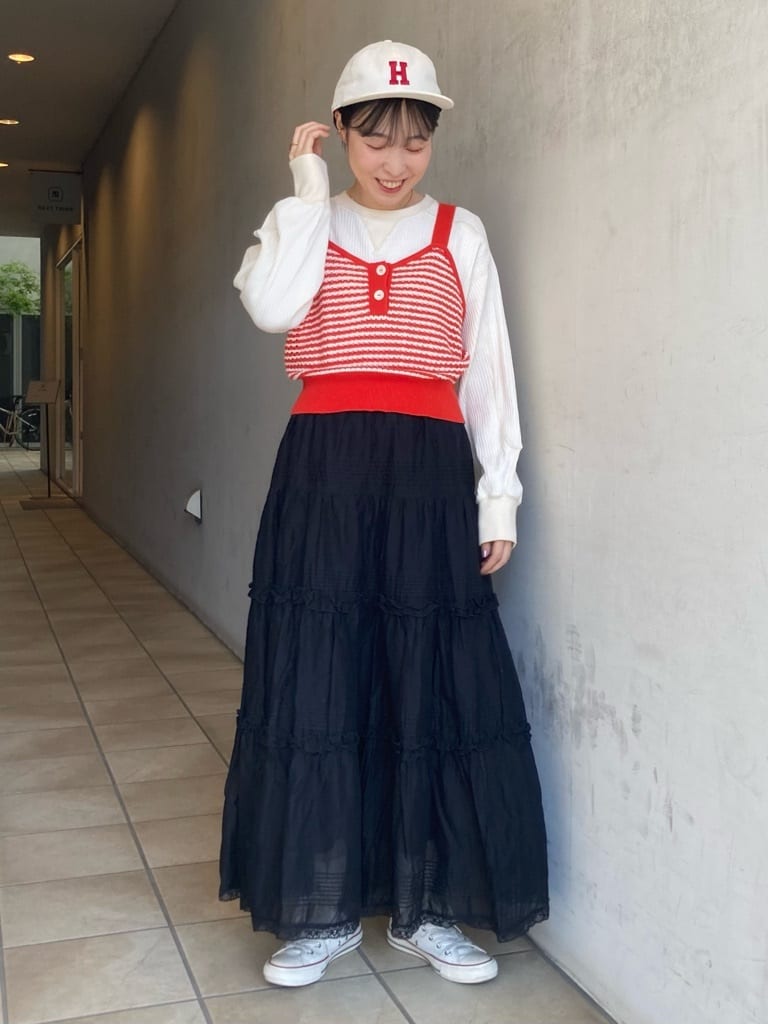 Dot and Stripes CHILD WOMAN ÉhH gF161cm 2023.04.18