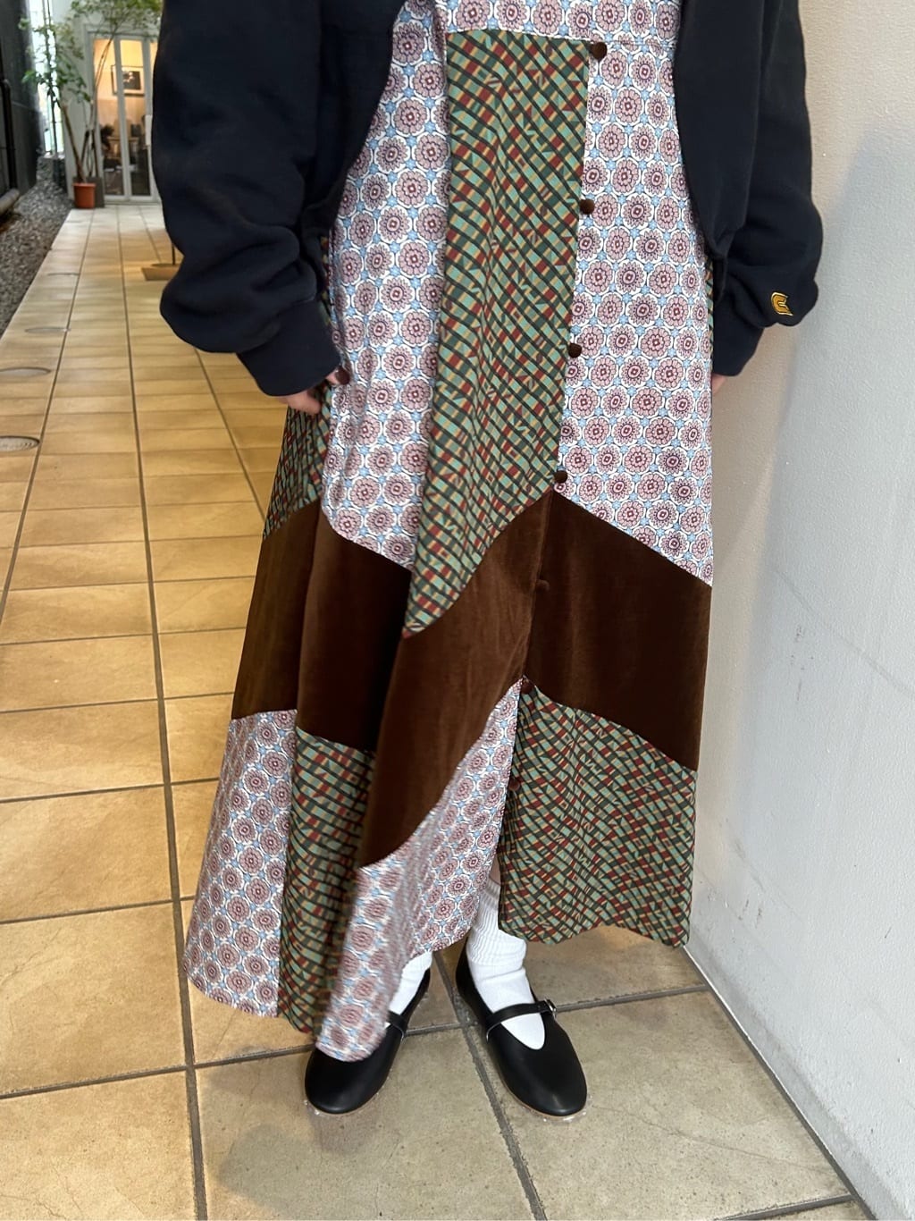 CHILD WOMAN ���É��h�H�� �g���F161cm 2025.10.20