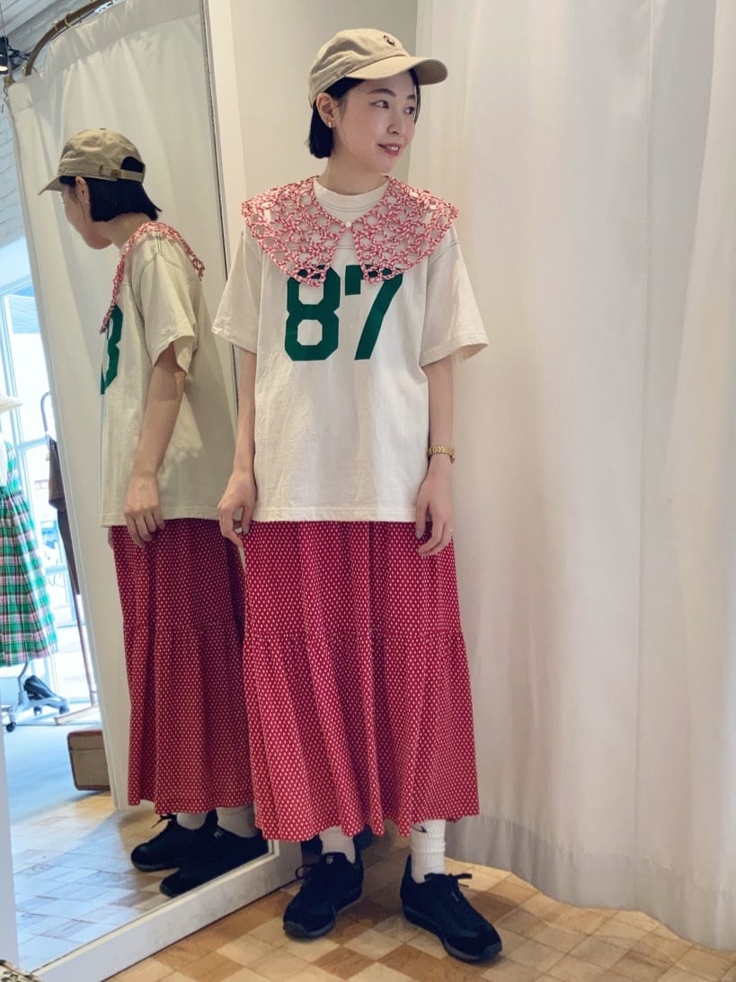 Dot and Stripes CHILD WOMAN ÉhH gF161cm 2022.07.20
