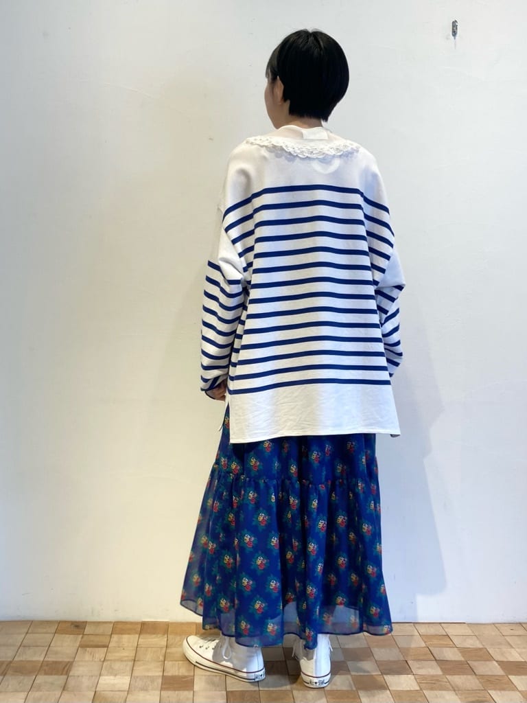 Dot and Stripes CHILD WOMAN ÉhH gF161cm 2023.03.15