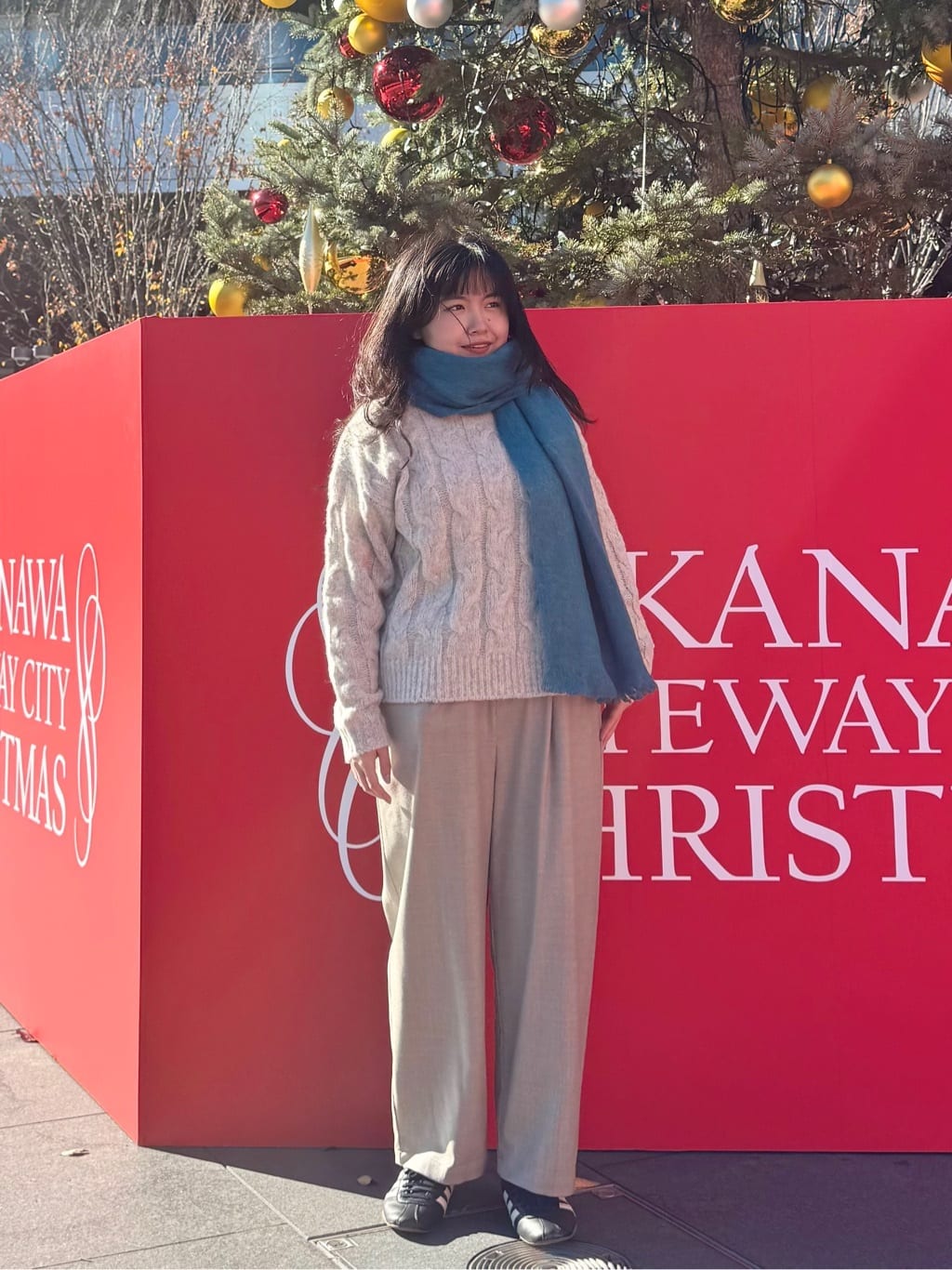 �j���E�}������