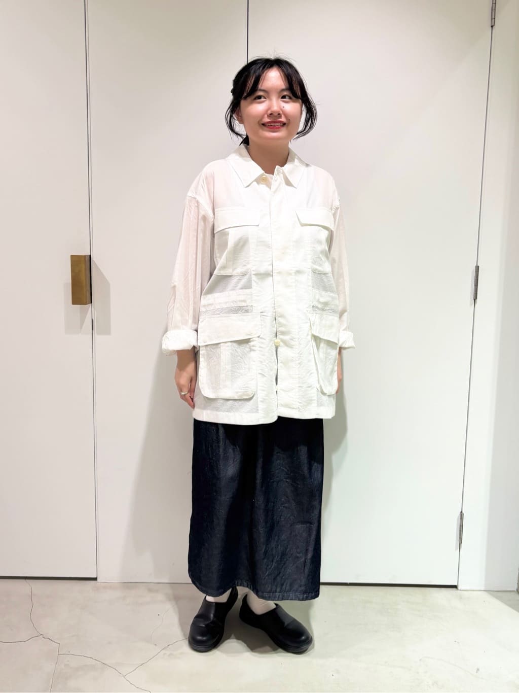 �j���E�}������