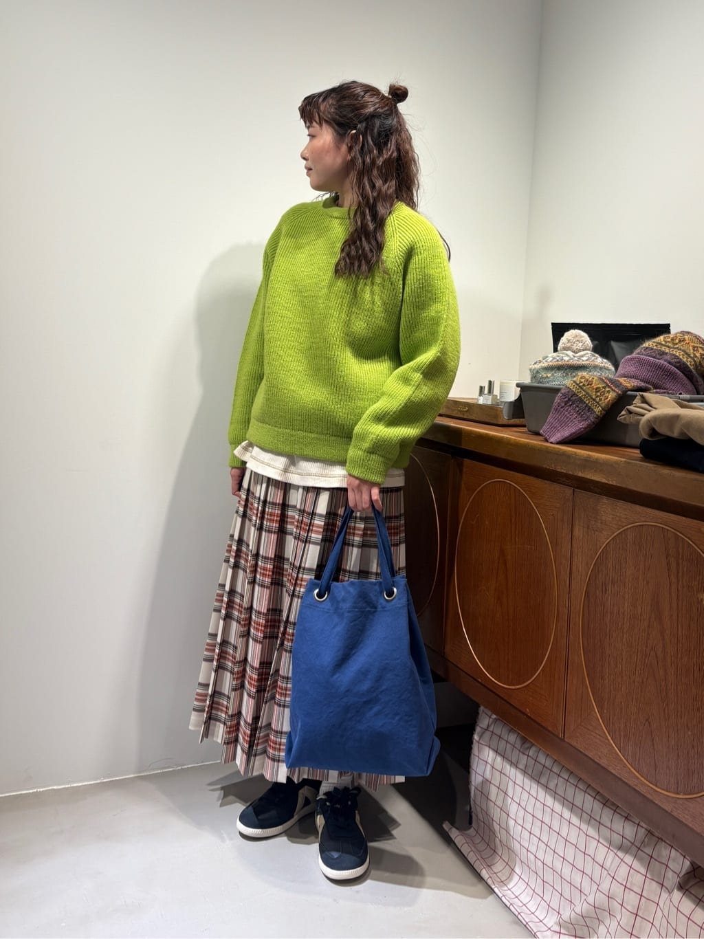 PAR ICI �s����w�H�ʓX �g���F153cm 2025.11.04