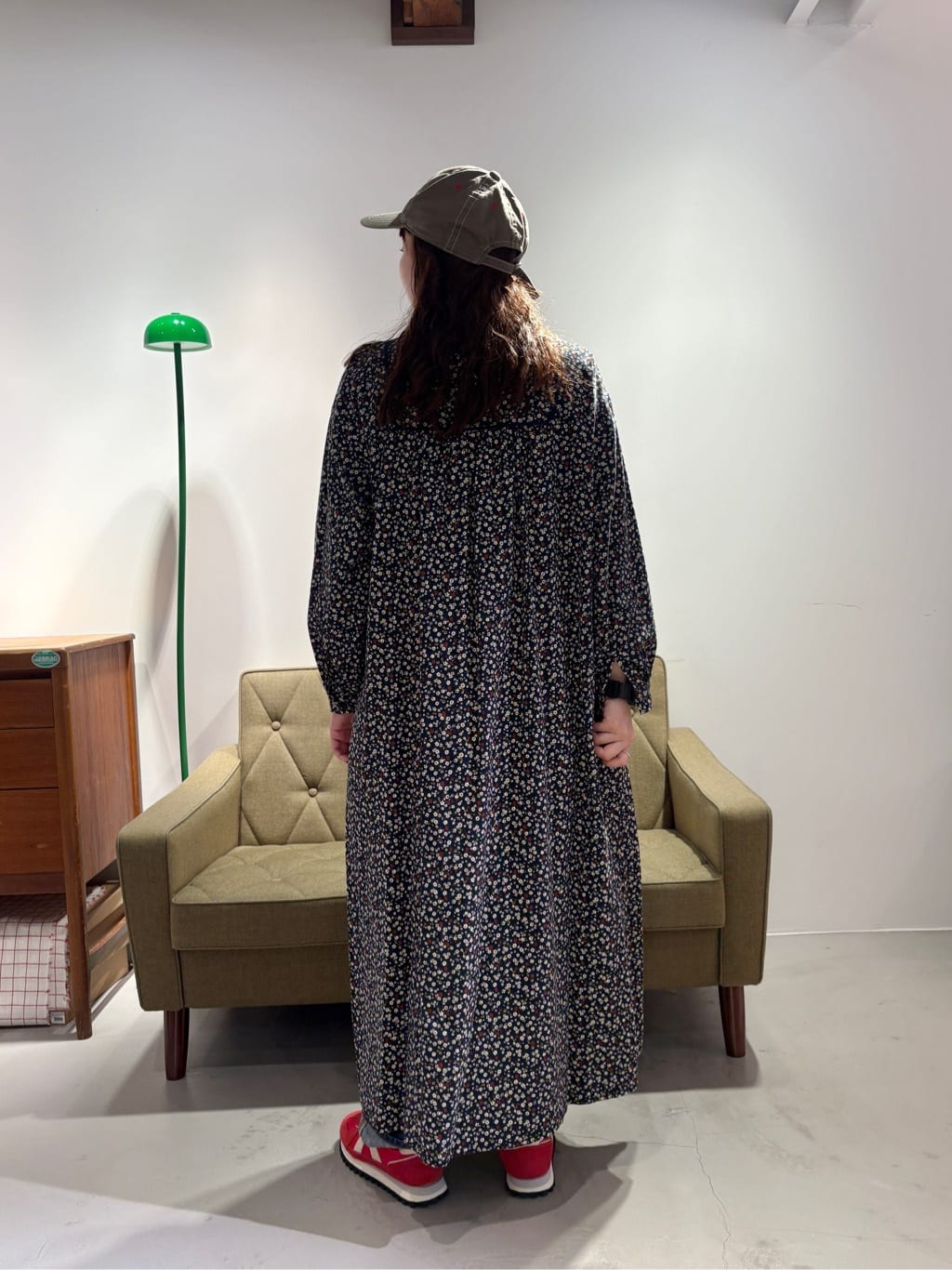 PAR ICI �s����w�H�ʓX �g���F153cm 2025.10.10