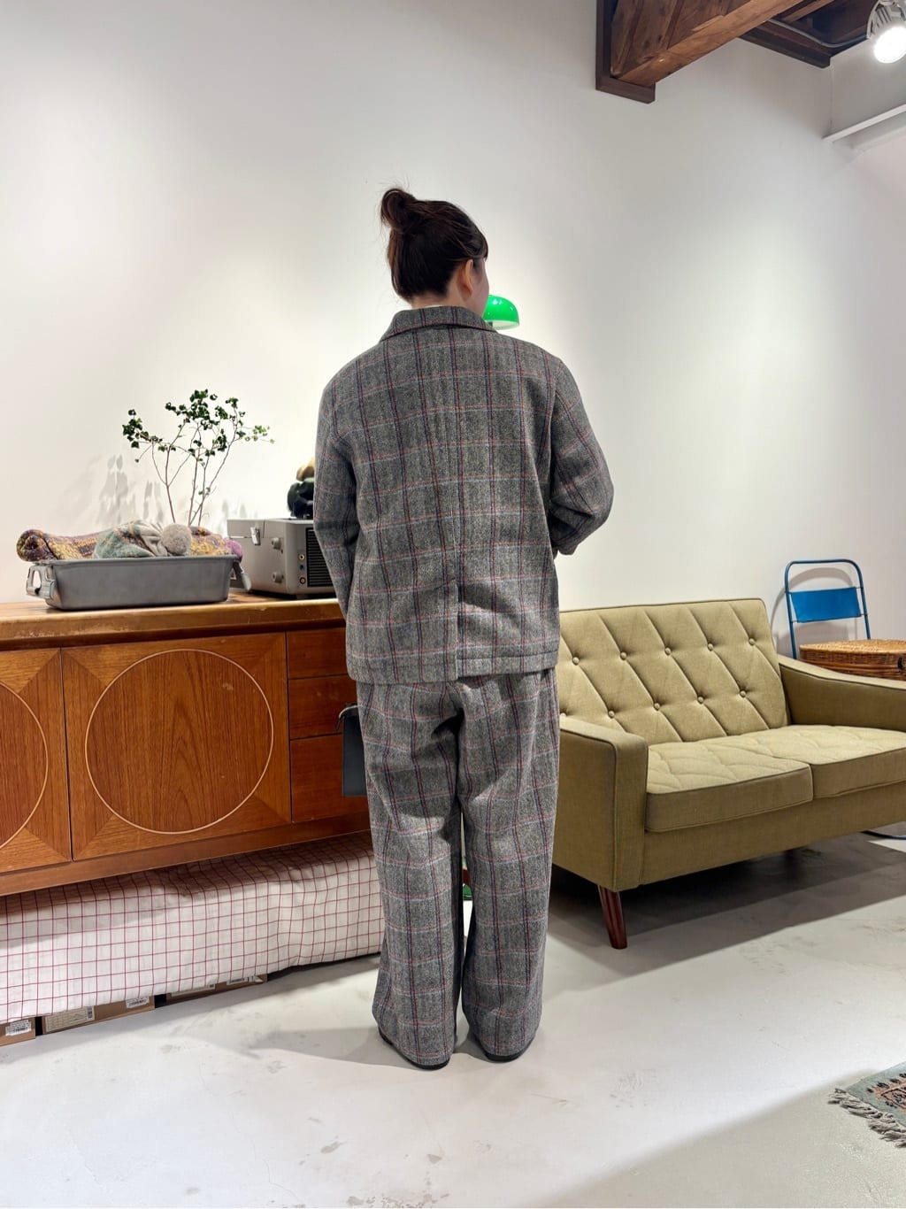 PAR ICI �s����w�H�ʓX �g���F153cm 2025.10.28