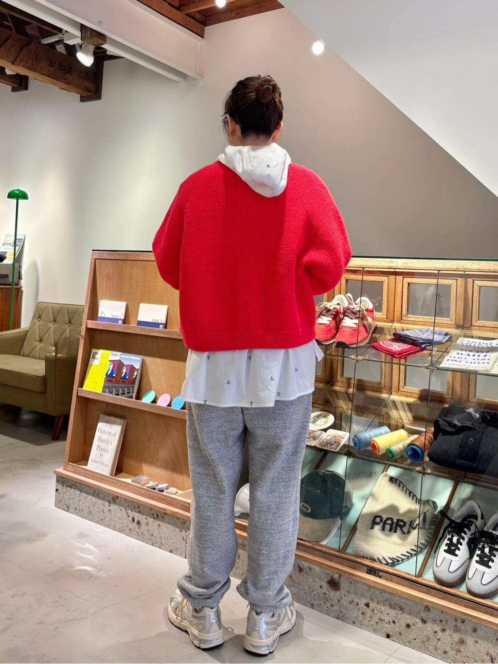 PAR ICI �s����w�H�ʓX �g���F153cm 2025.12.18