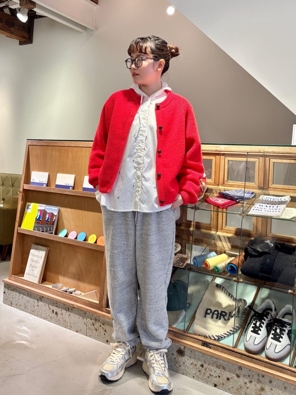 PAR ICI �s����w�H�ʓX �g���F153cm 2025.12.18