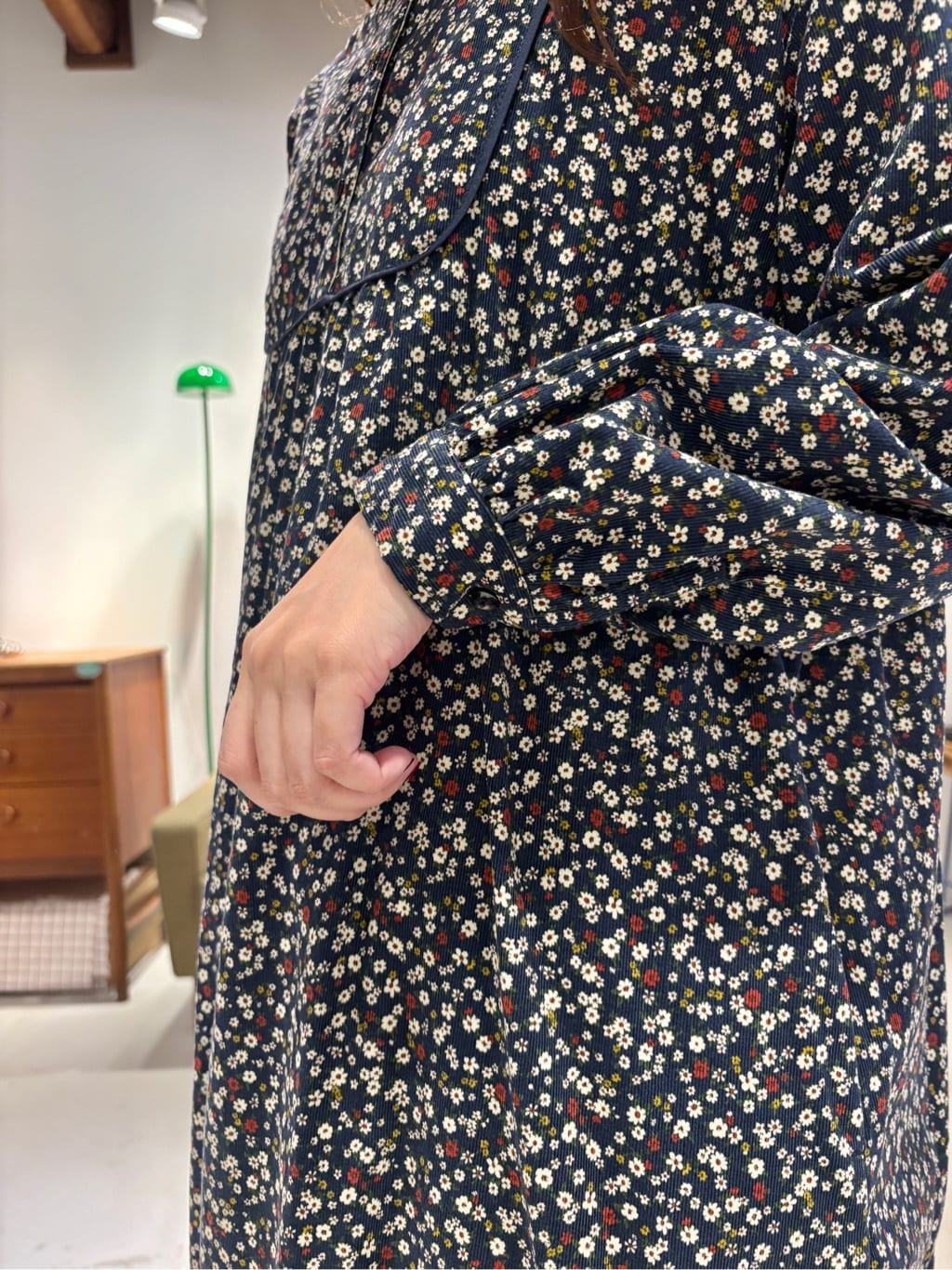 PAR ICI �s����w�H�ʓX �g���F153cm 2025.10.10