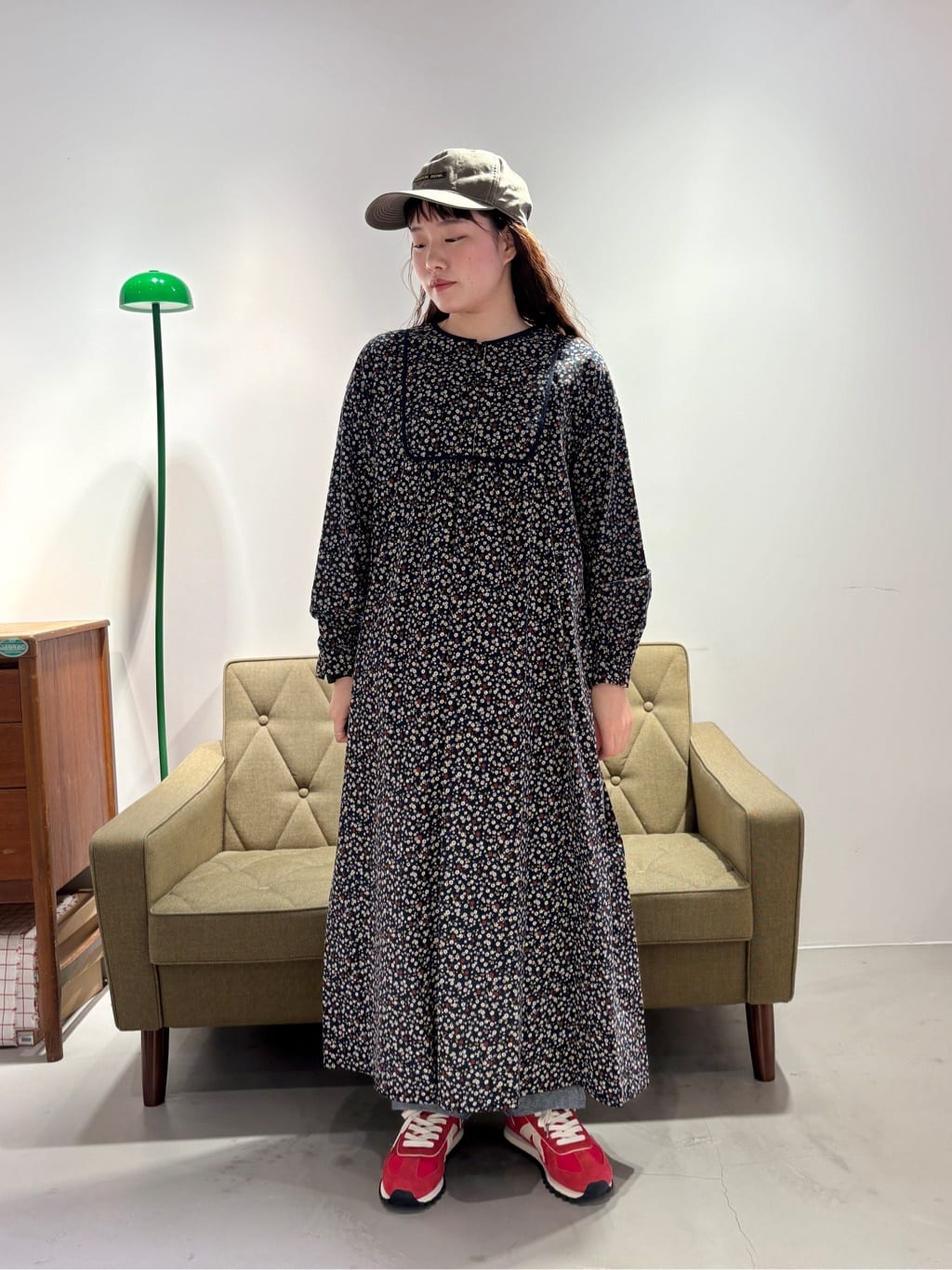 PAR ICI �s����w�H�ʓX �g���F153cm 2025.10.10