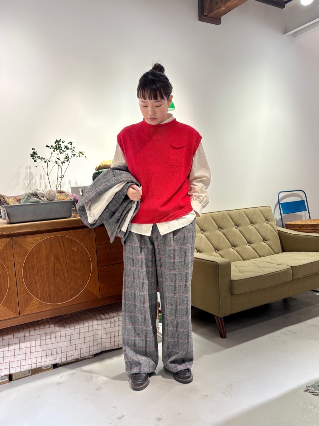 PAR ICI �s����w�H�ʓX �g���F153cm 2025.10.28