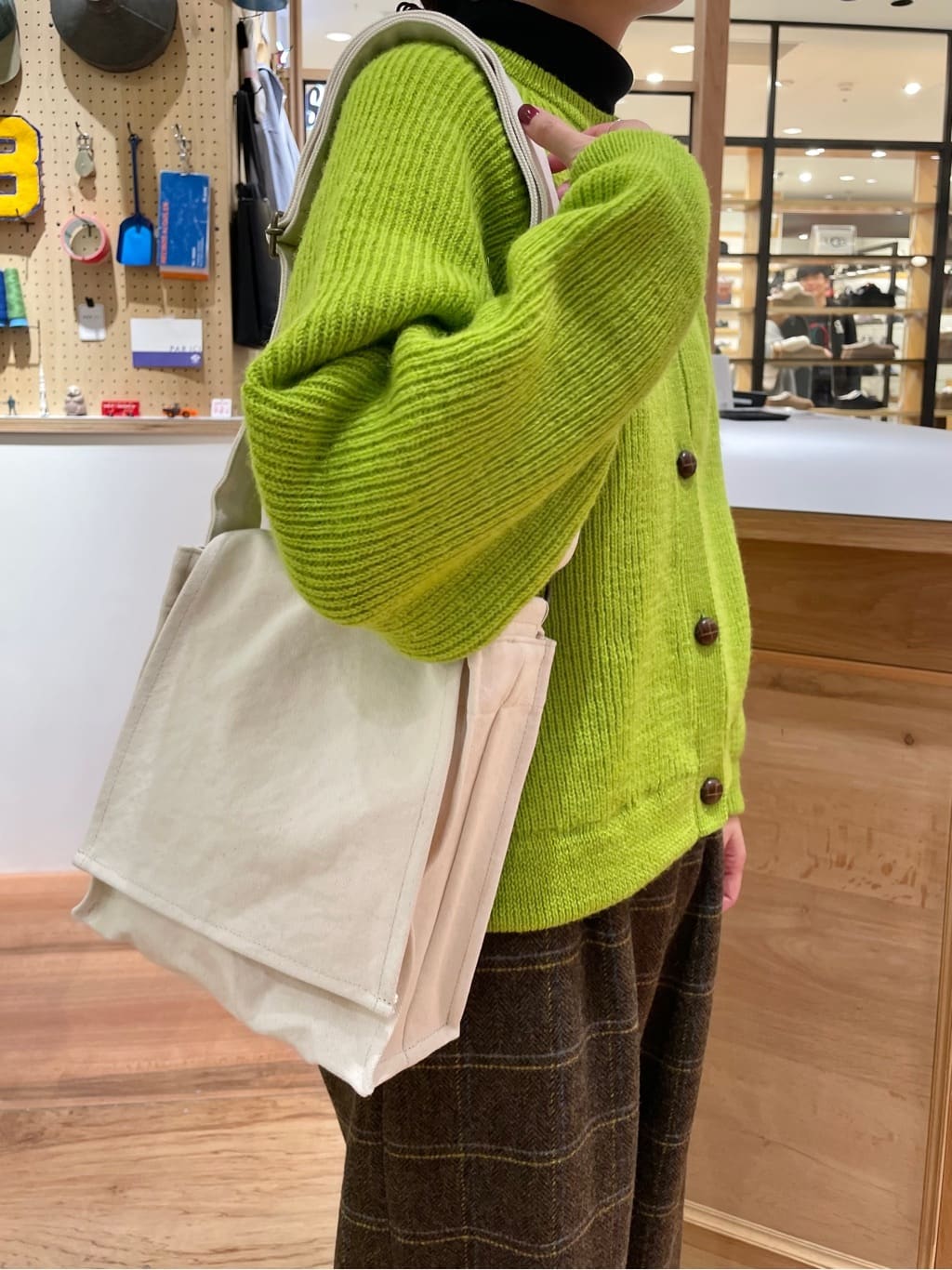 PAR ICI ���p���R�� �g���F156cm 2025.11.11