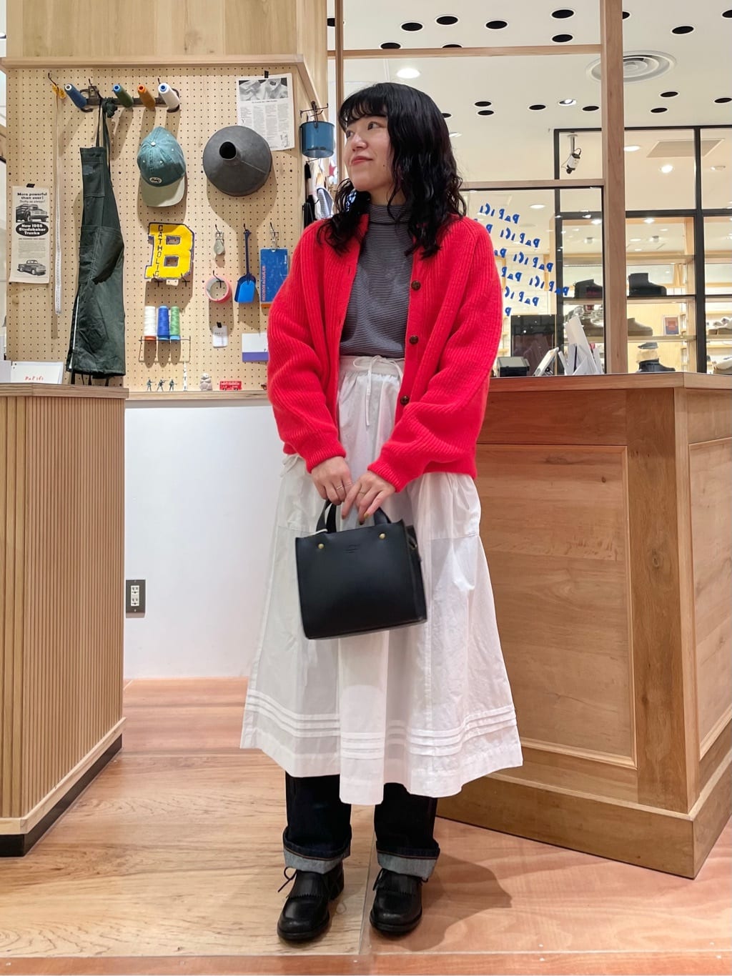 PAR ICI pR gF156cm 2025.11.08