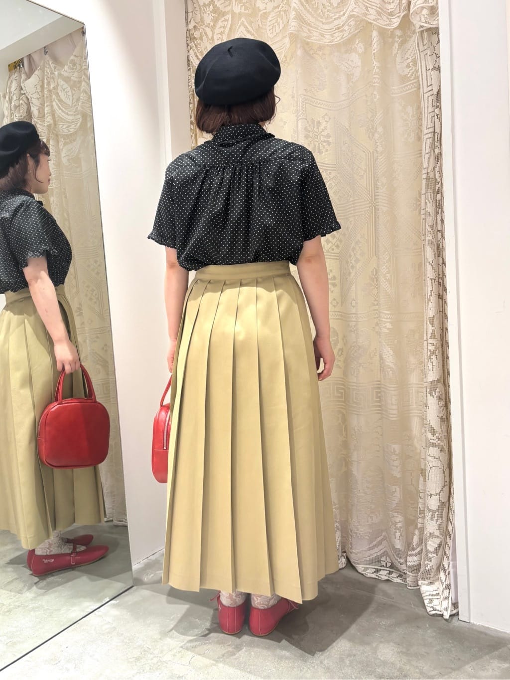 CHILD WOMAN 吉祥寺路面 身長:150cm 2025.06.28 CHILD WOMAN 吉祥寺路面 身長:150cm 2025.06.10