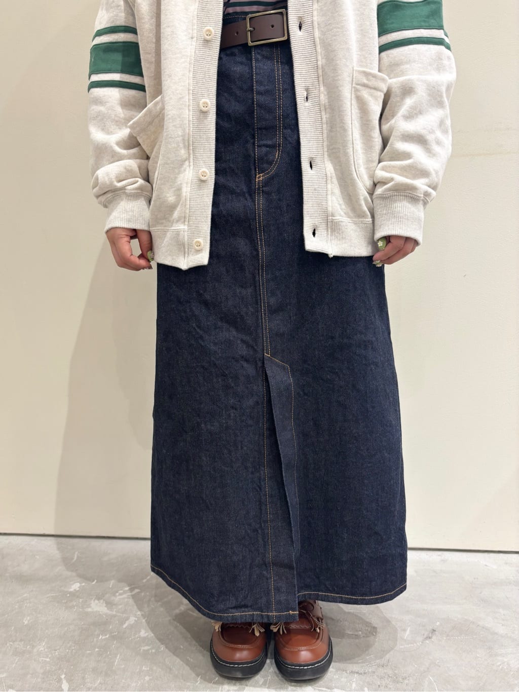 CHILD WOMAN CHILD WOMAN , PAR ICI Vh~[h gF150cm 2025.02.03
