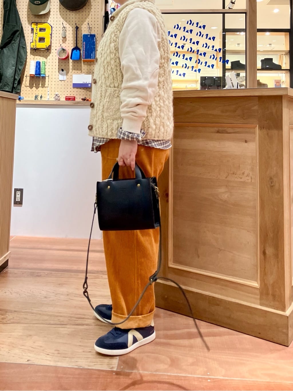 PAR ICI ���p���R�� �g���F158cm 2025.10.24