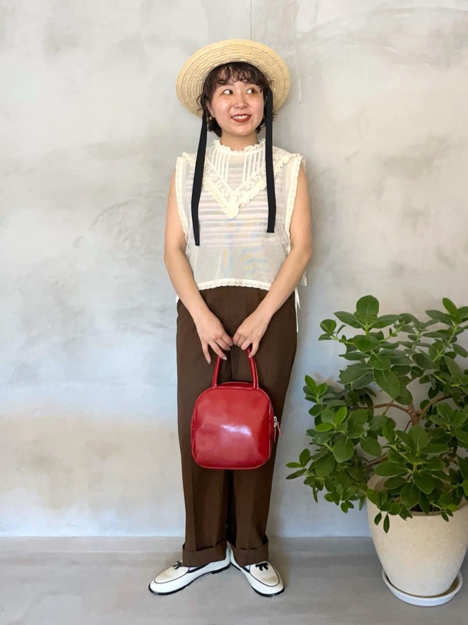 CHILD WOMAN ÉhH 2025.06.18