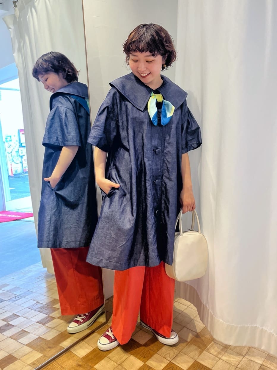 CHILD WOMAN ÉhH 2025.06.16
