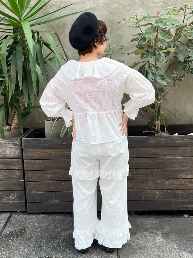 Dot and Stripes CHILD WOMAN ÉhH gF154cm 2024.07.17