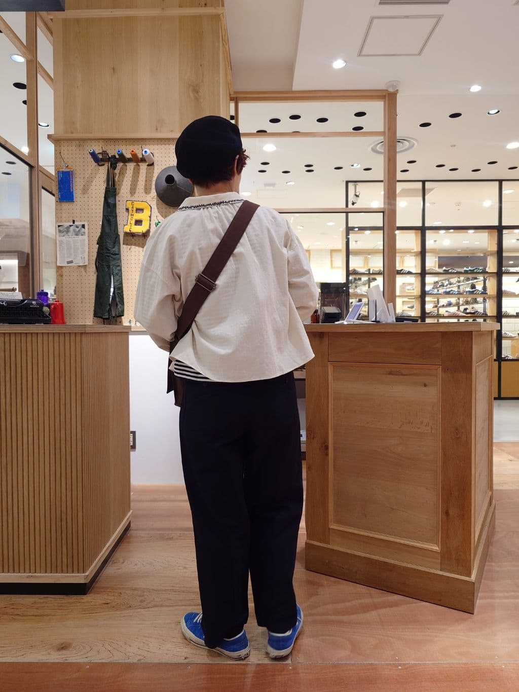 PAR ICI �s����w�H�ʓX �g���F160cm 2026.02.10