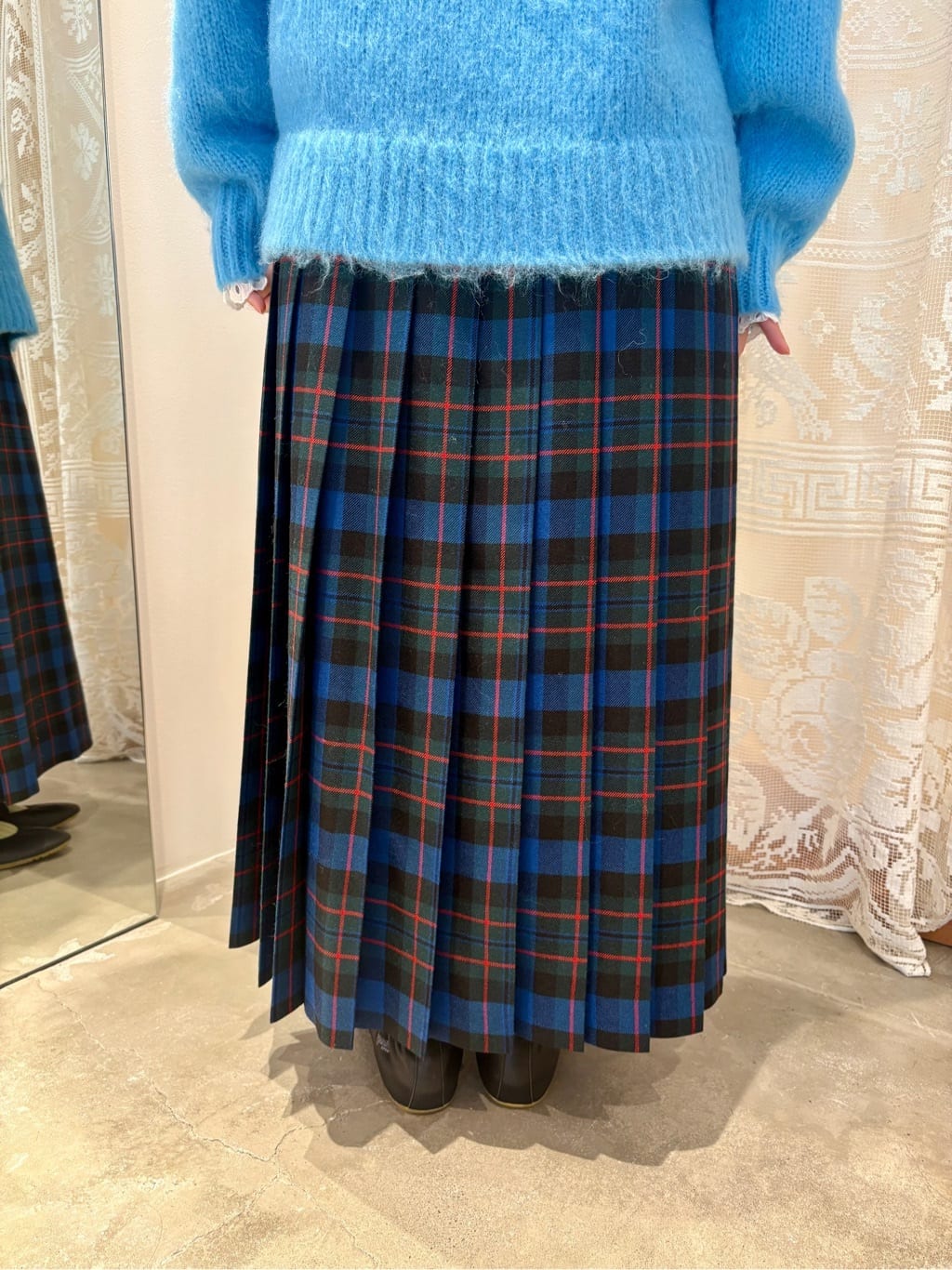 CHILD WOMAN gˎH gF149cm 2025.10.07