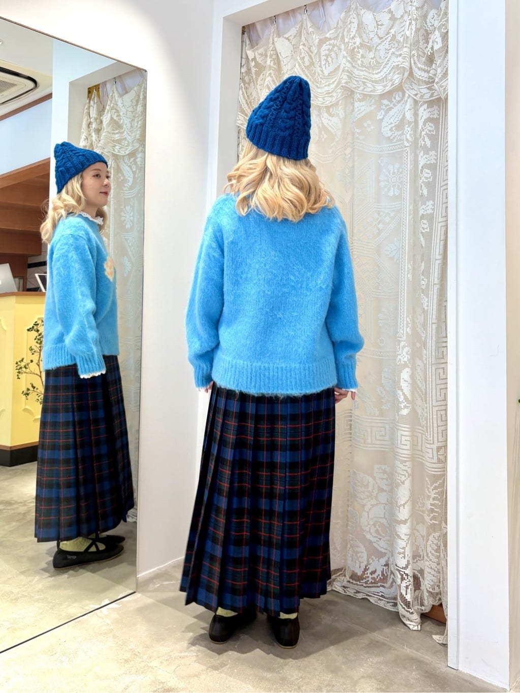 CHILD WOMAN gˎH gF149cm 2025.10.07