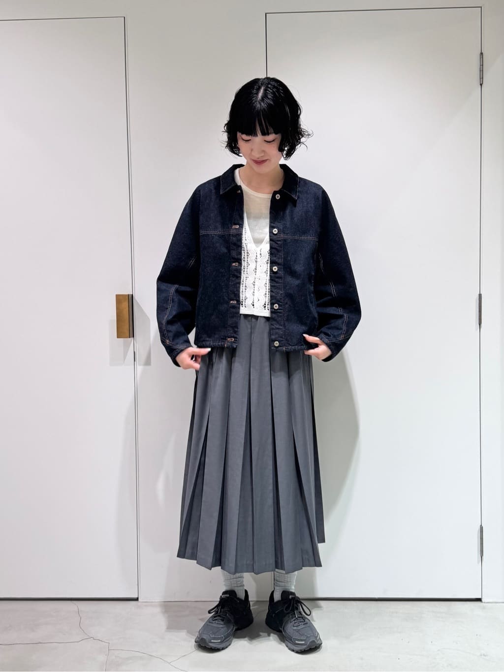 �j���E�}������ 2026.04.07