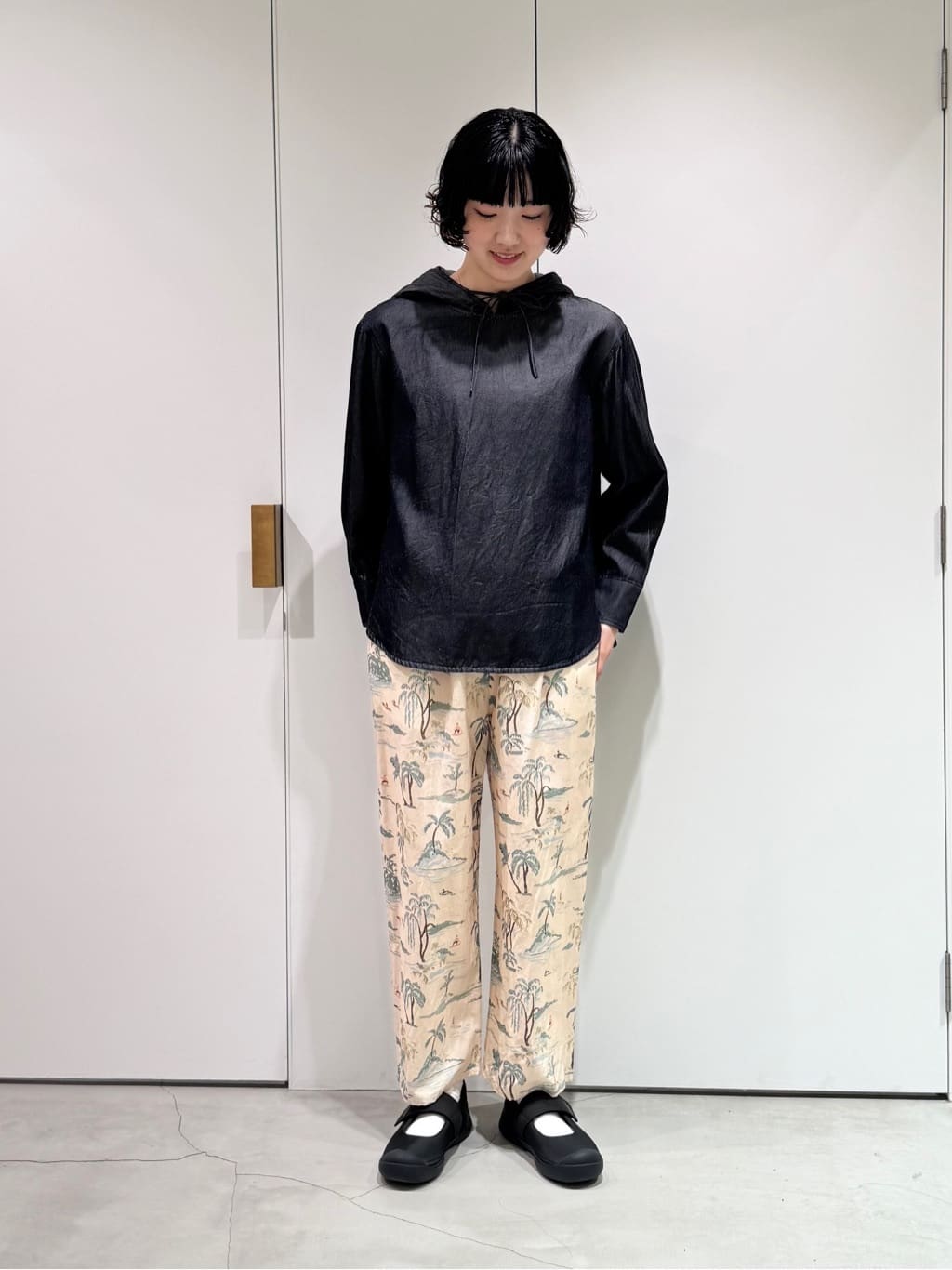 �j���E�}������ 2026.04.08