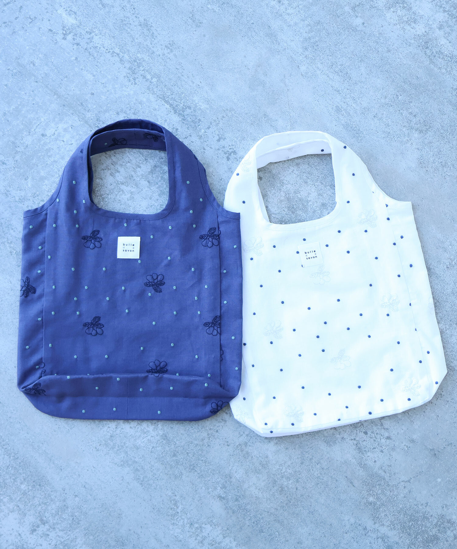 AMBIDEX Store ○ びわ刺繍 バッグ(F シロ): bulle de savon