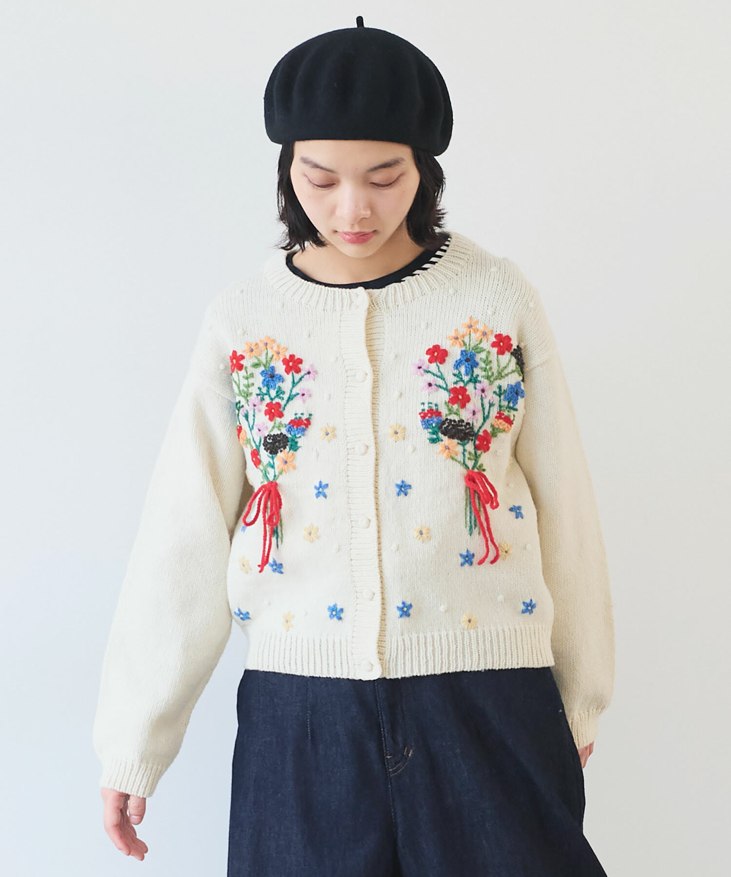AMBIDEX Store 【予約販売】〇 ペルーハンドニット ブーケ刺繍