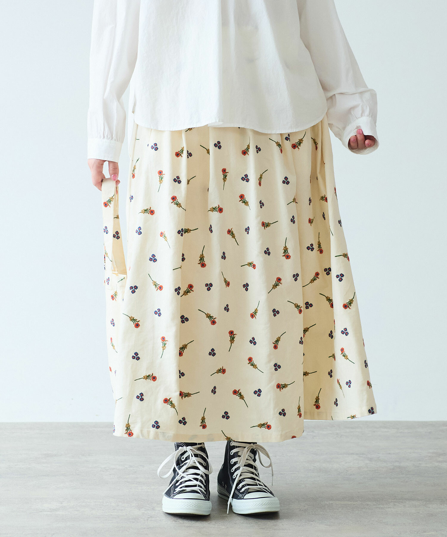 AMBIDEX Store 【予約販売】○ シュウメイギク 刺繍 スカート(F