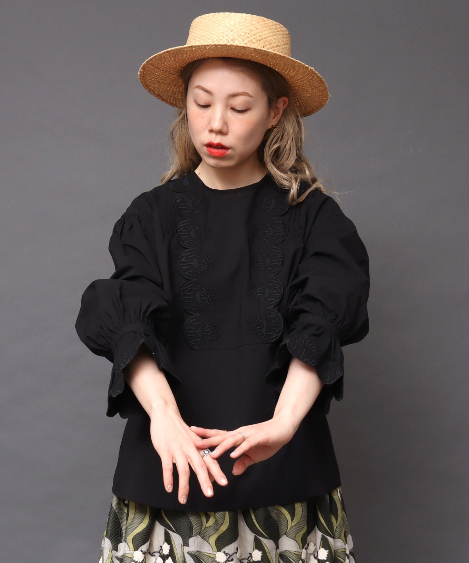 AMBIDEX Store ○マーガレットヨーク刺繍ブラウス(F シロ): l'atelier 