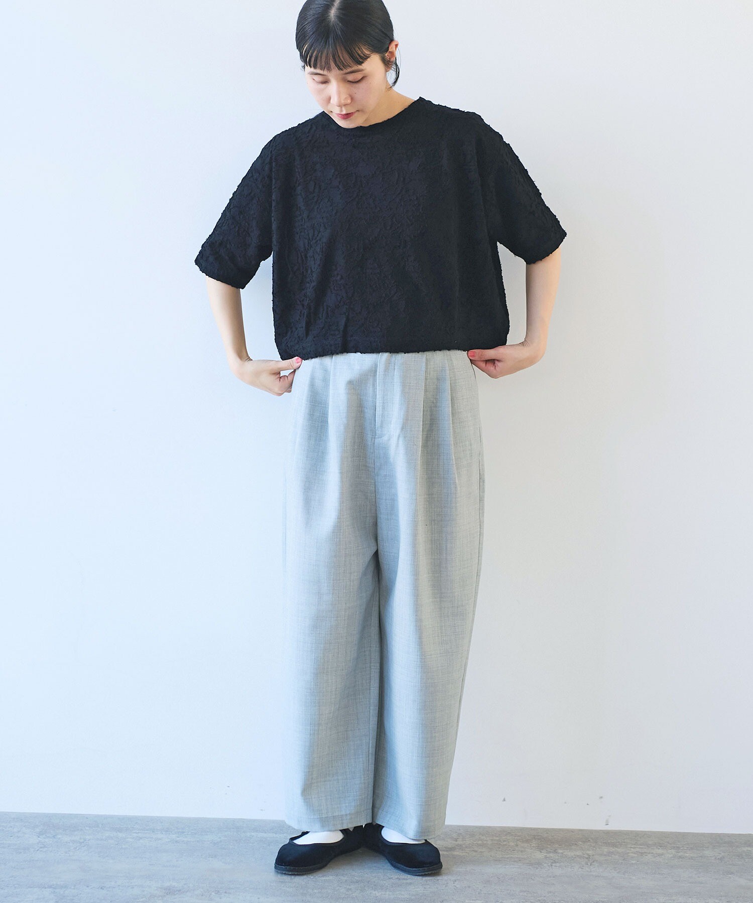 今季新品　yuni★コットンカットジャカード バックリボン 半袖Tシャツ 今季新品 yuni☆コットンカットジャカード バックリボン 半袖T