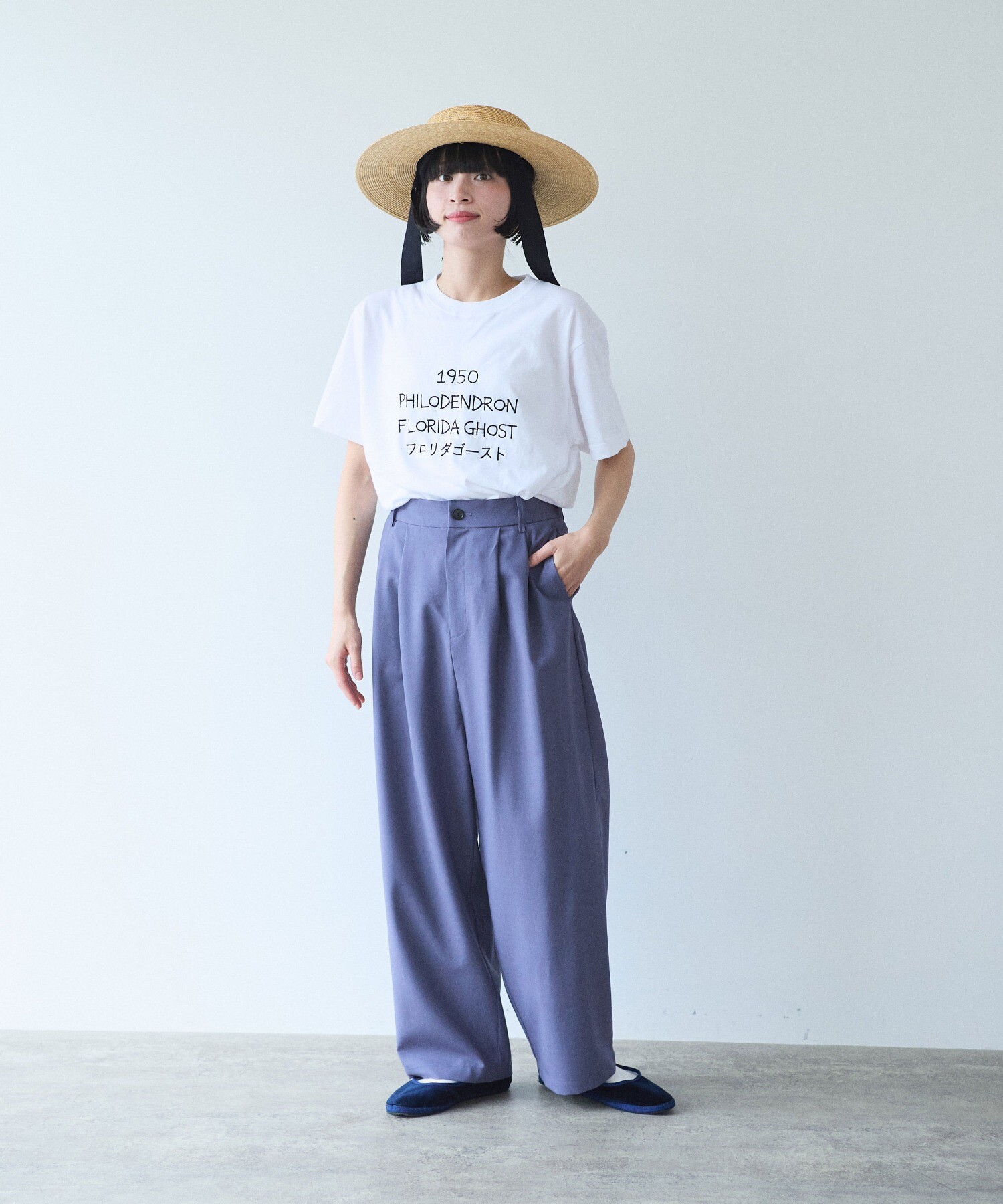 nulelu商品になります。 AMBIDEX Store PHILODENDRON embroidely Tシャツ(F シロ): yuni