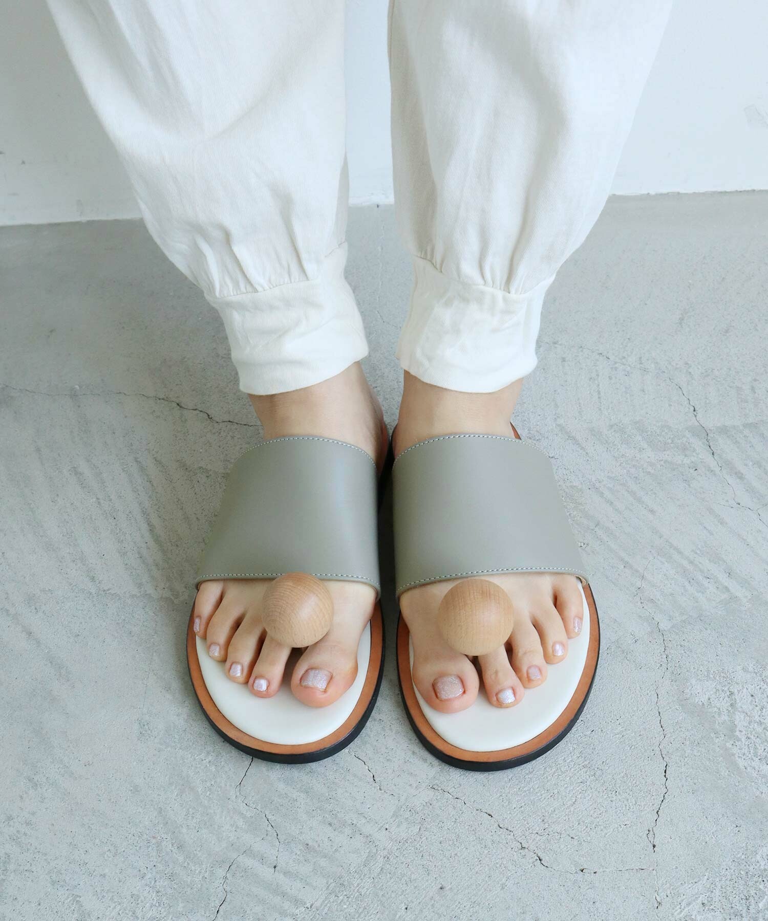 ニッサン・638 【新品未使用】_Fot wood ball sandals サンダル