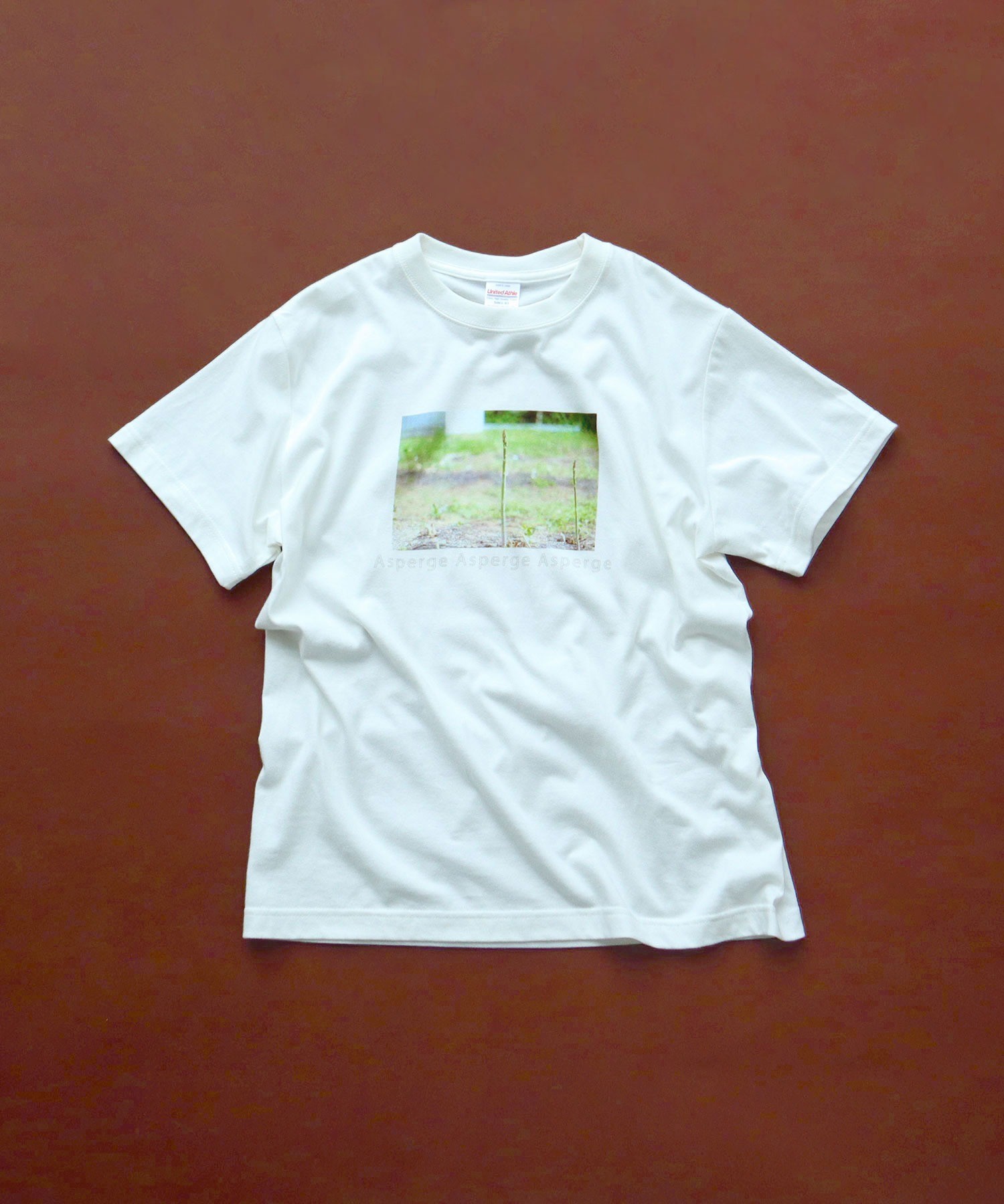 PAR ICI(パーリッシィ) AsperagusプリントTシャツ(50-01-CT-010-25-2) PAR ICI(パーリッシィ) AsperagusプリントTシャツ(50-01-CT-010