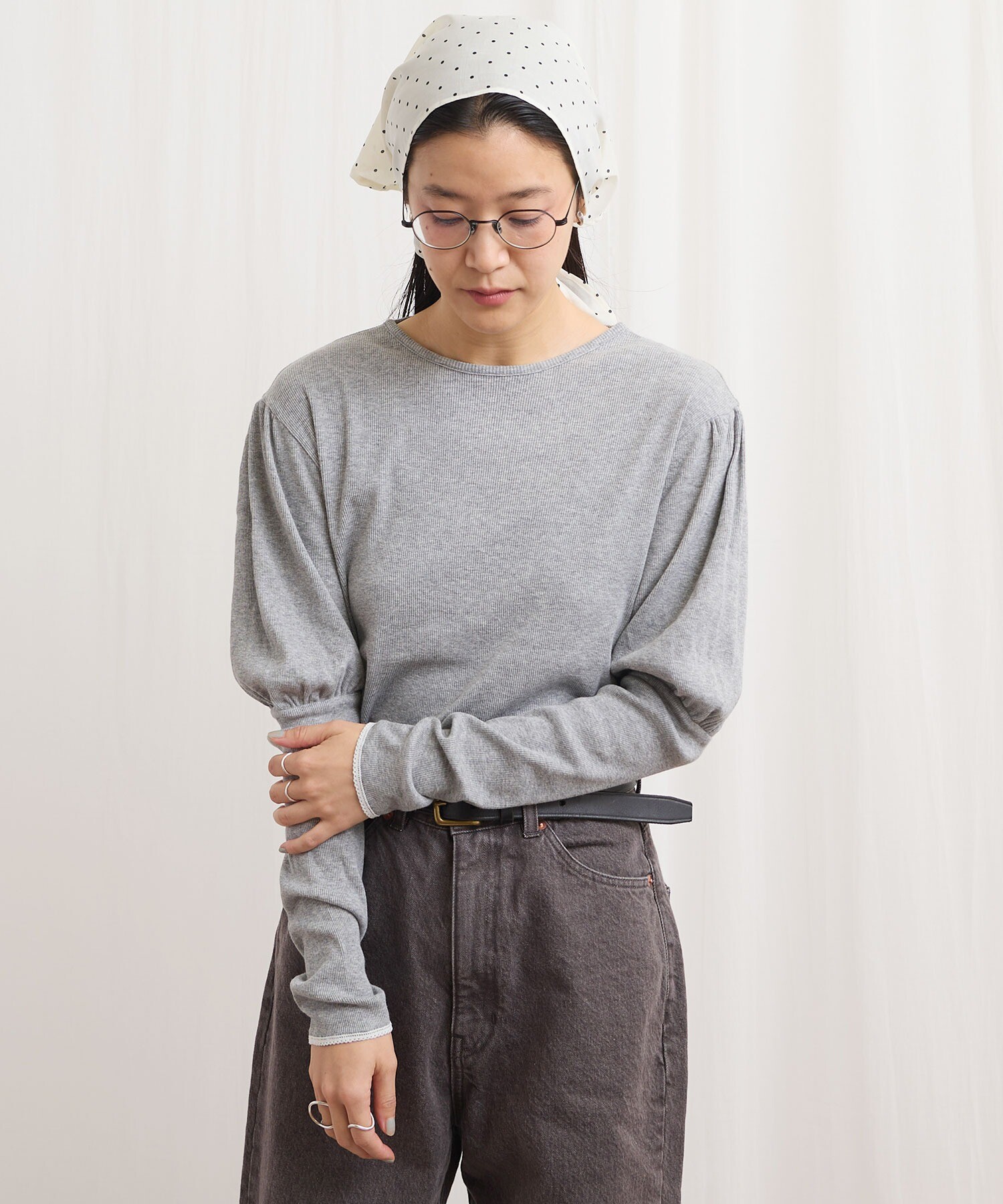 S ☆新品☆ ニューバランス タイプライターロゴ クルーネックニット　グレー AMBIDEX Store 〇ZIM tereko puff pullover(F シロ): l'atelier du savon
