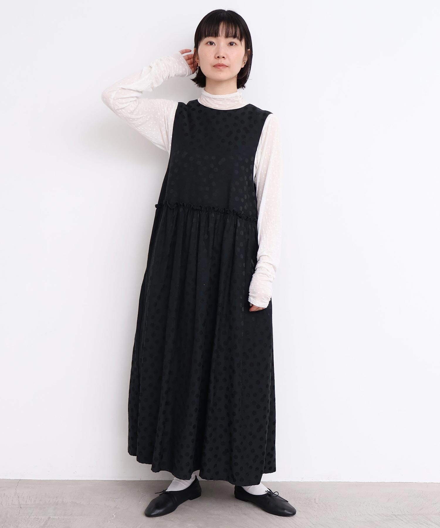 AMBIDEX Store 〇サテンジャガード まばらドットノースリワンピース(F