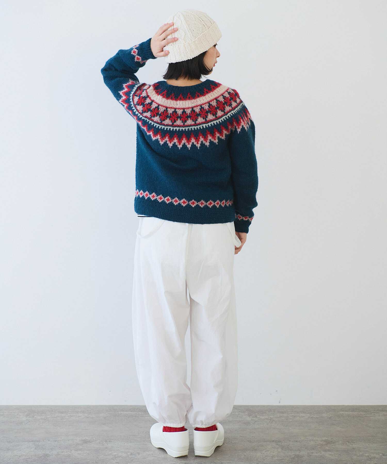 ハグオーワーハンドニットプルオーバー マスタード Cloth & Cross ハグオーワーハンドニットプルオーバー マスタード Cloth