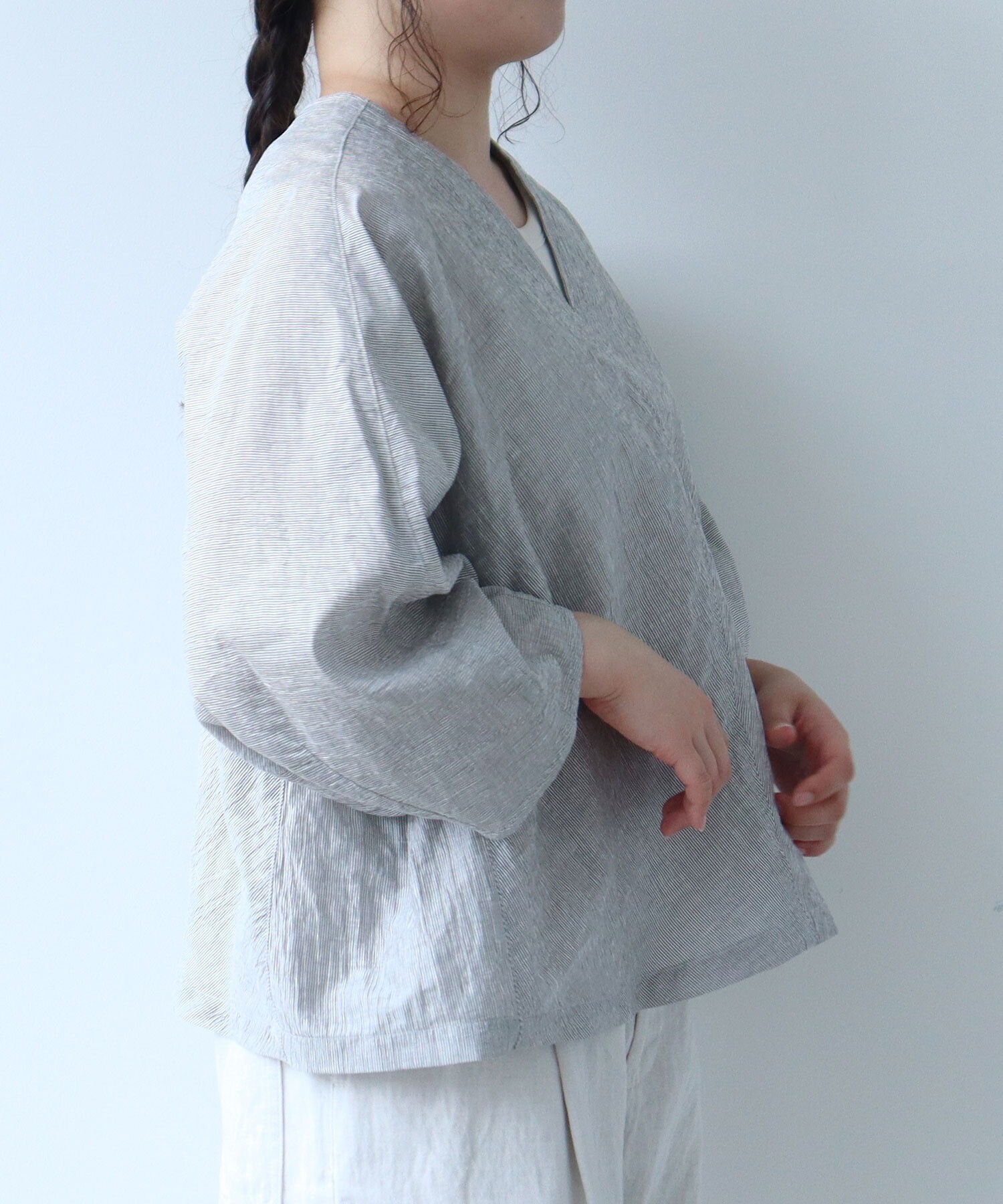 AMBIDEX Store △○Vネックブラウス(F コン): yuni