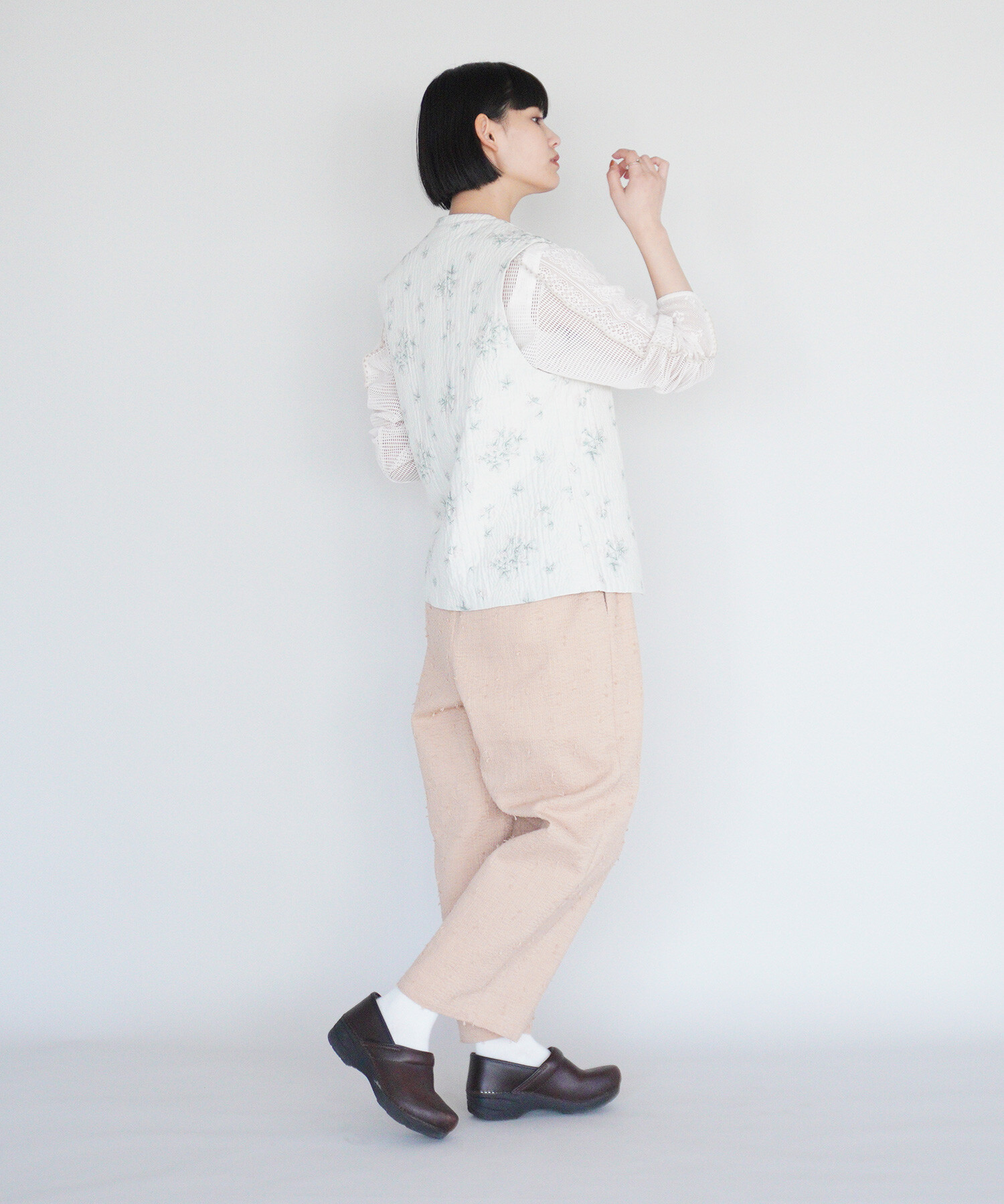 AMBIDEX Store 〇flower quilt jacquard ベスト(F グレー): FLAT