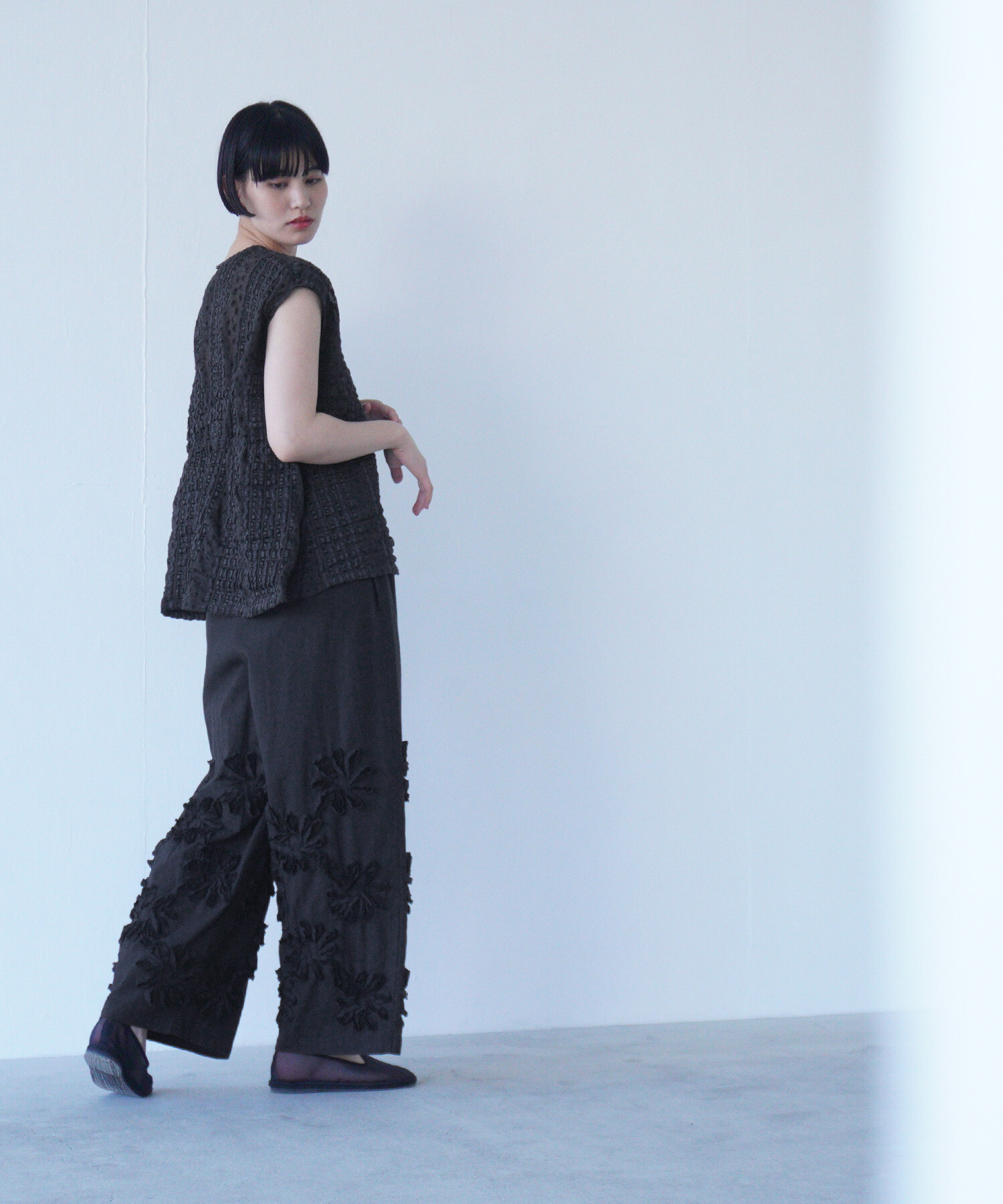 AMBIDEX Store 〇rondo ribbon embroidery ギャザーパンツ(F ブルー