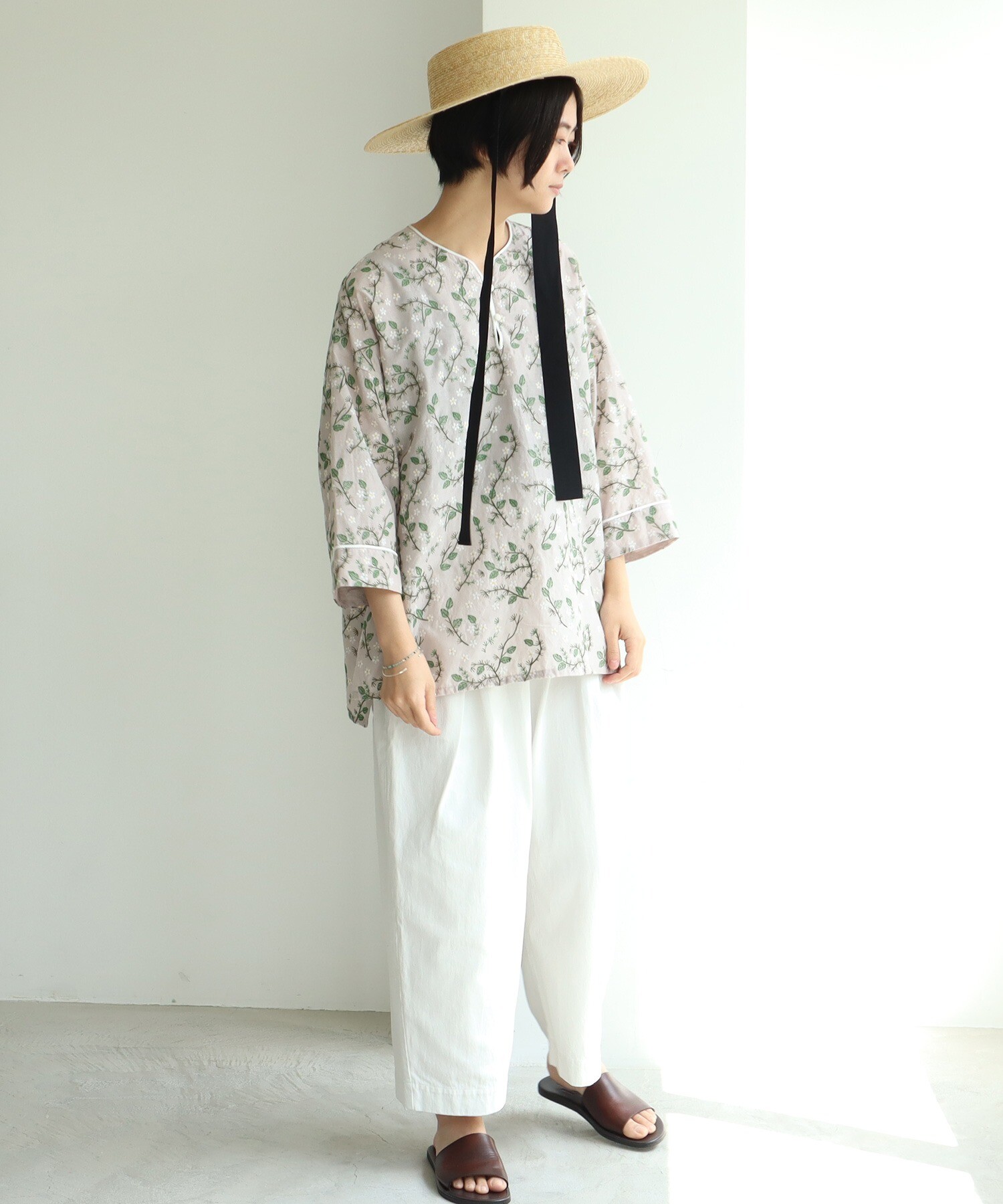 AMBIDEX Store ○コットンシルク 多色刺繍スキッパーブラウス(F クロ 