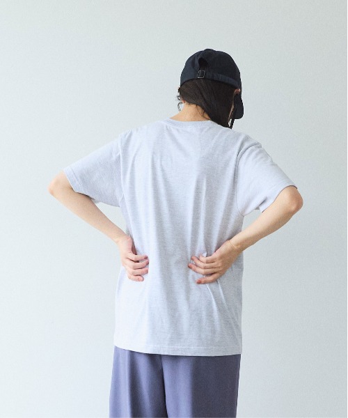 AMBIDEX Store PHILODENDRON embroidely Tシャツ(F シロ): yuni