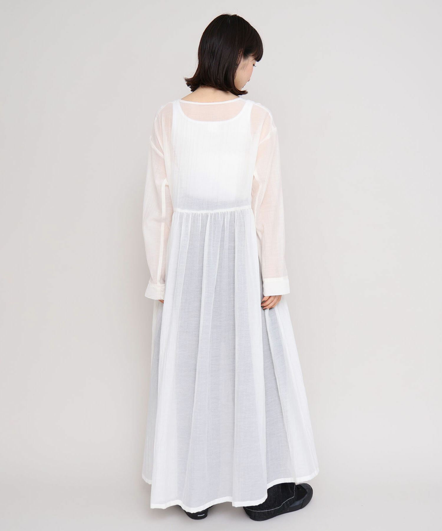 アイボリー テクスチャー加工 ロングワンピース AMBIDEX Store 〇綿ナイロンローン ガウンロング ワンピース(F クロ): iki