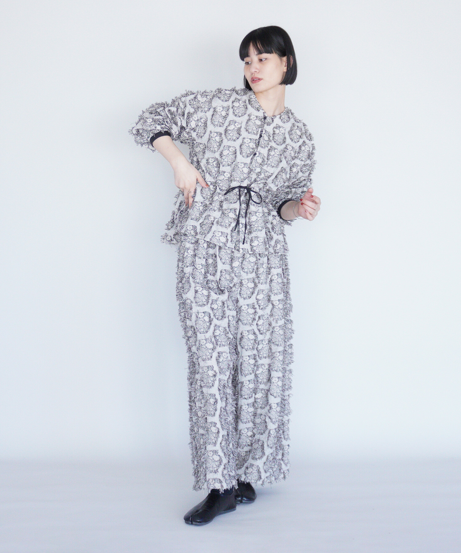 AMBIDEX Store 〇花野風jacquard ブラウス(F グレー): FLAT-cic-HATENA