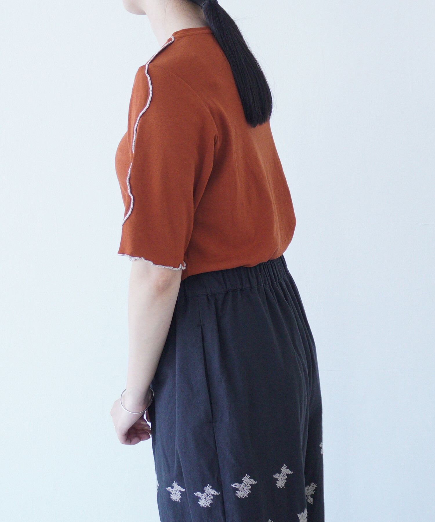 新品未使用タグ付き✨ ビアズリー トマト缶 カットソー Tシャツ F ネイビー 新品未使用タグ付き✨ ビアズリー トマト缶 カットソー Tシャツ