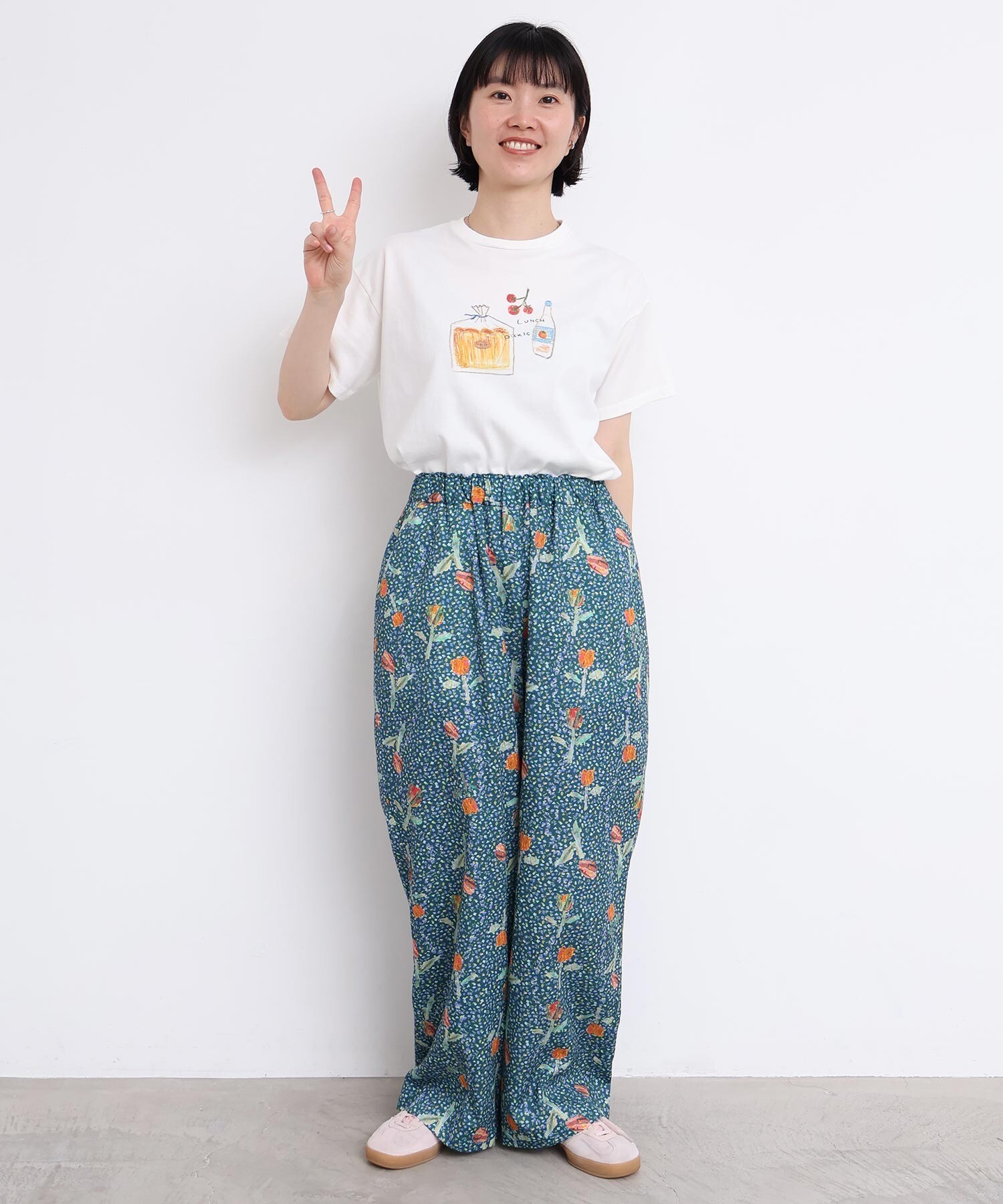 AMBIDEX Store 【予約販売】ちぎり絵のチューリッププリントパンツ(F